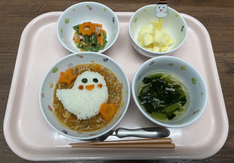 給食も特別ハロウィン仕様