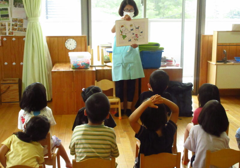 ６歳臼歯の「ろくちゃん」の紙芝居です♪