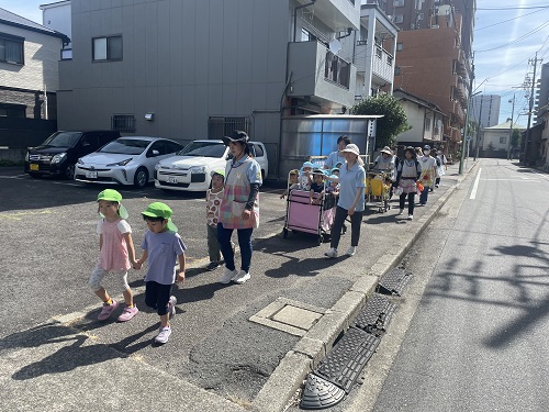 全員で運動会を行う会場へ行って練習をしに行きました✨