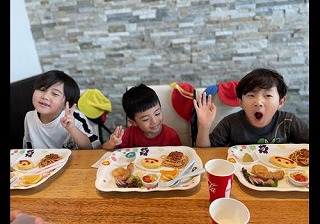 5歳児さんのお泊り保育（レストランにて）